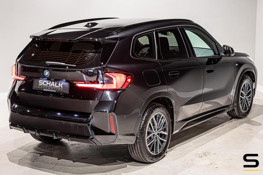 BMW iX1 EDrive20 67 kWh|M-sport|Pano|H&K|Leder|E-stoel|LED 51424482-7.jpg | Schalk Automotive