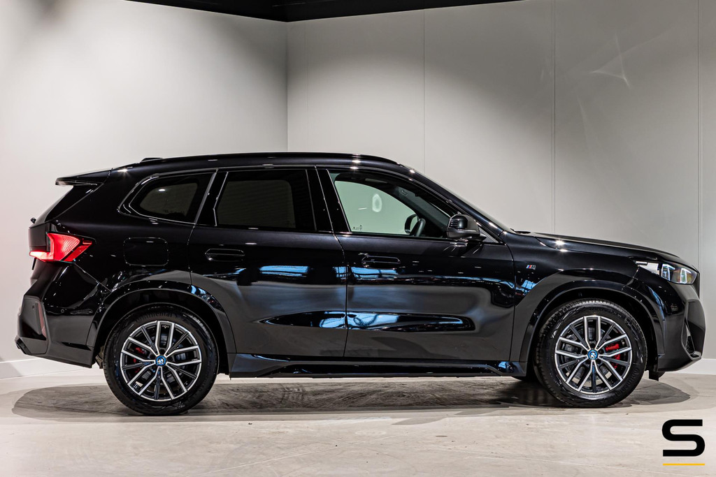 BMW X1 XDrive25e|M-sport|Fis€49.000|H&K|LED|Stuur&Stoelverw. 50704629-40.jpg | Schalk Automotive