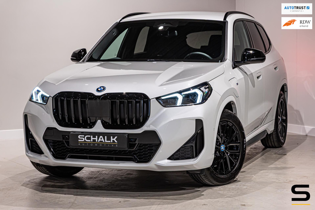 BMW X1 XDrive25e|M-sport|Fis€49.000|LED|Sportstoelen|1eig 51075650-58.jpg | Schalk Automotive