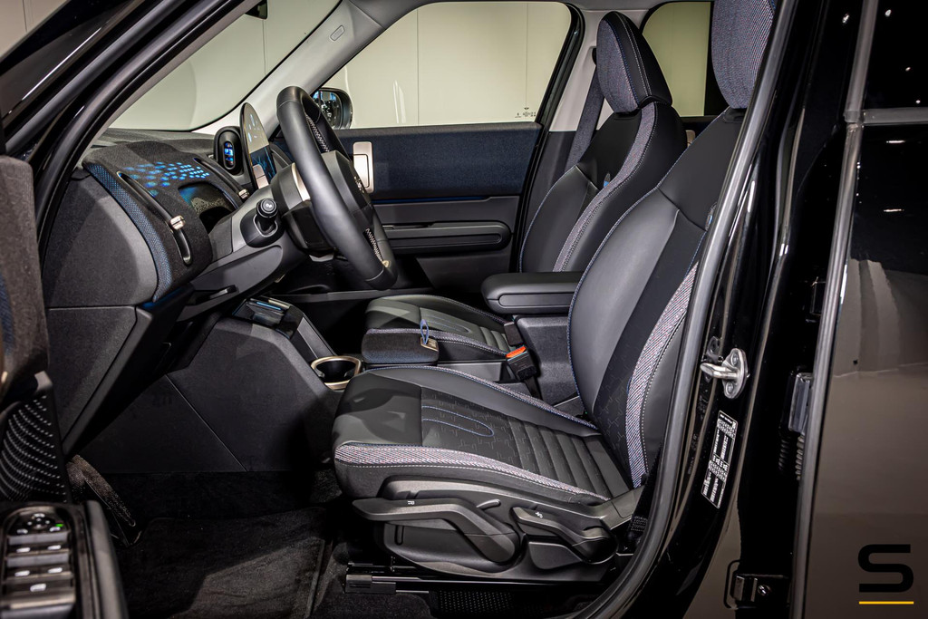 MINI Countryman Mini 1.5 C Favoured M Plus|Pano|HUD|Cam|Leder 50883344-30.jpg | Schalk Automotive