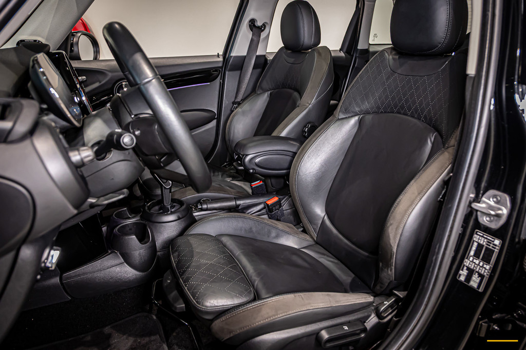 MINI Cooper 1.5 John Cooper Works|Sportstoelen|1eig|Psensor 37403959-38.jpg | Schalk Automotive