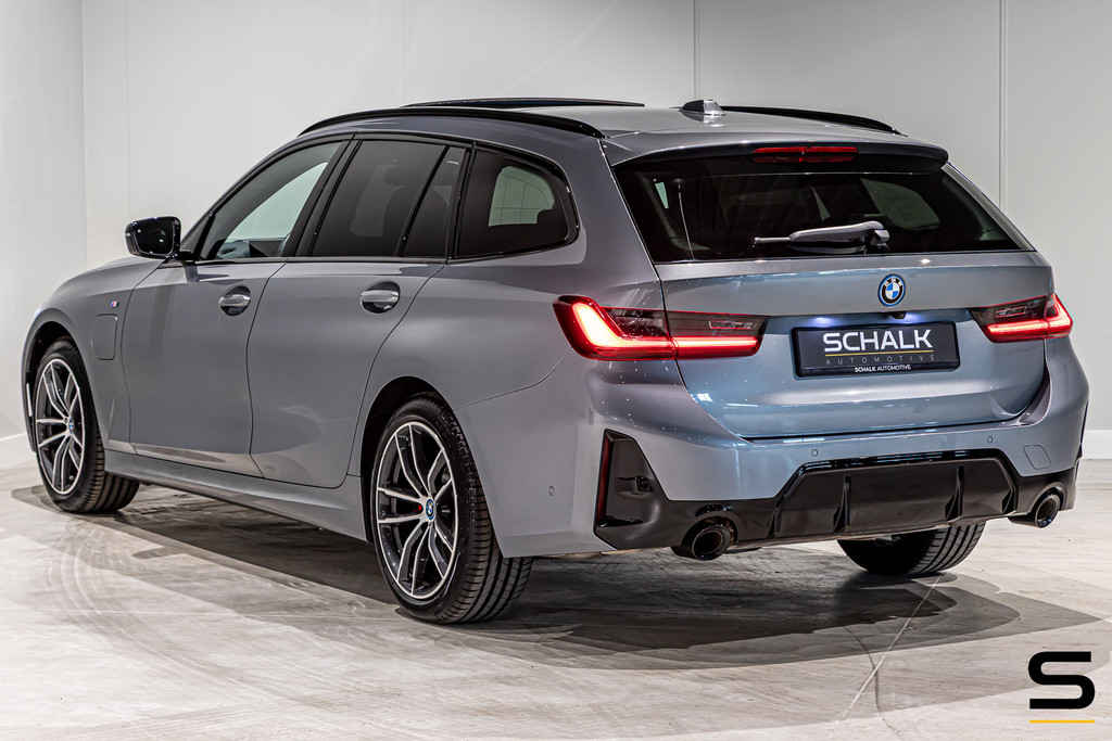 BMW 3 Serie Touring 330e|M-sportPro|Trekhaak|Cam|HUD|Acc 52145297-63.jpg | Schalk Automotive