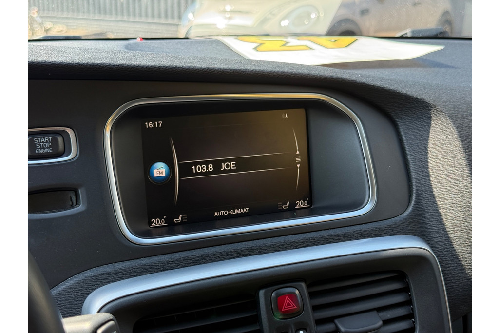 Volvo V40 2.0 D2 Nordic+|NAP|Trekhaak|Nette auto|Nieuwe APK 53927230-13.jpg | Schalk Automotive