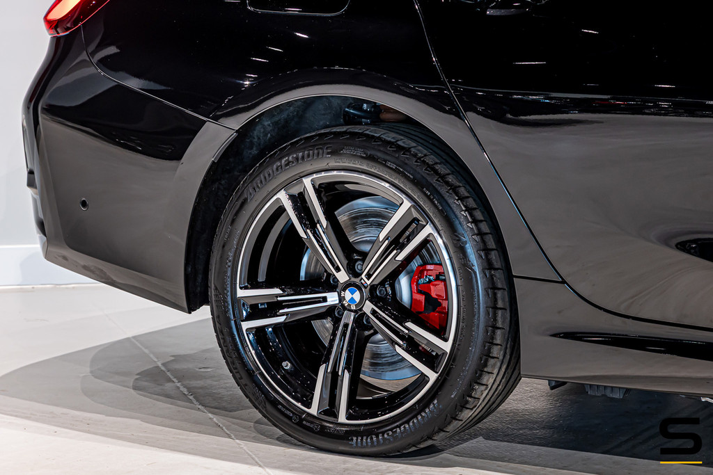 BMW 3 Serie Touring 330e|M-sport|ACC|360cam|HUD|Fisc€59.000 54188680-11.jpg | Schalk Automotive
