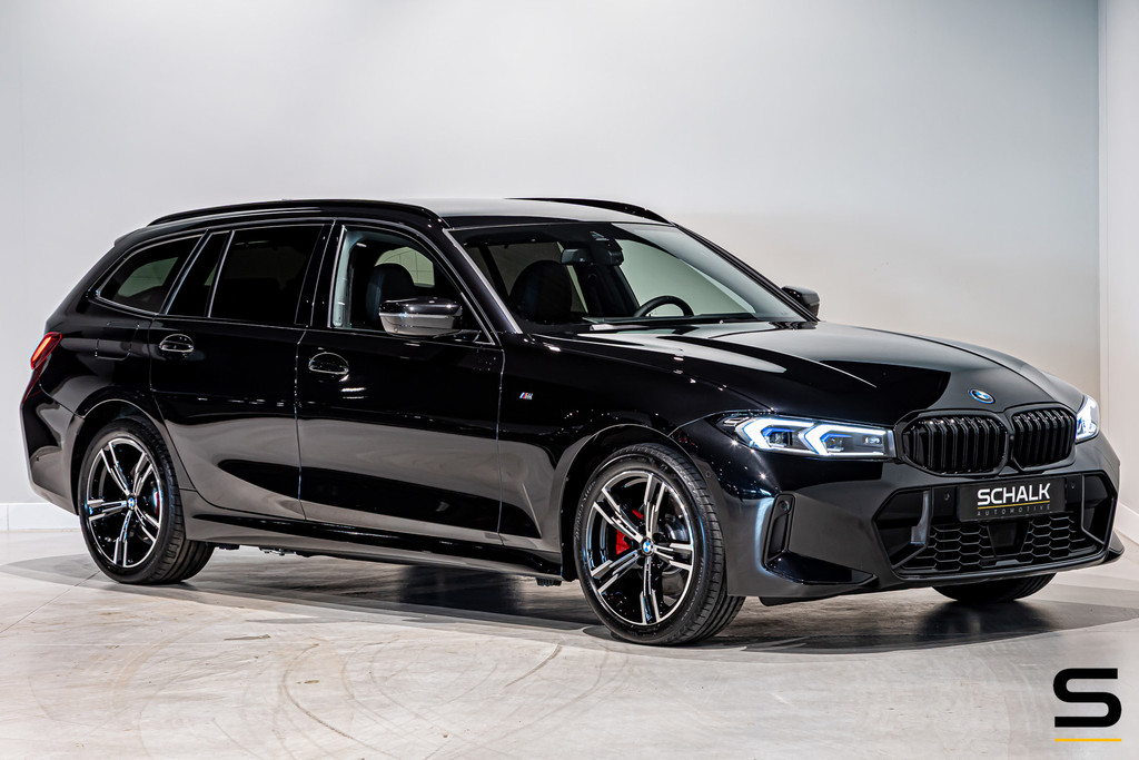 BMW 3 Serie Touring 330e|M-sport|ACC|360cam|HUD|Fisc€59.000 54188680-21.jpg | Schalk Automotive