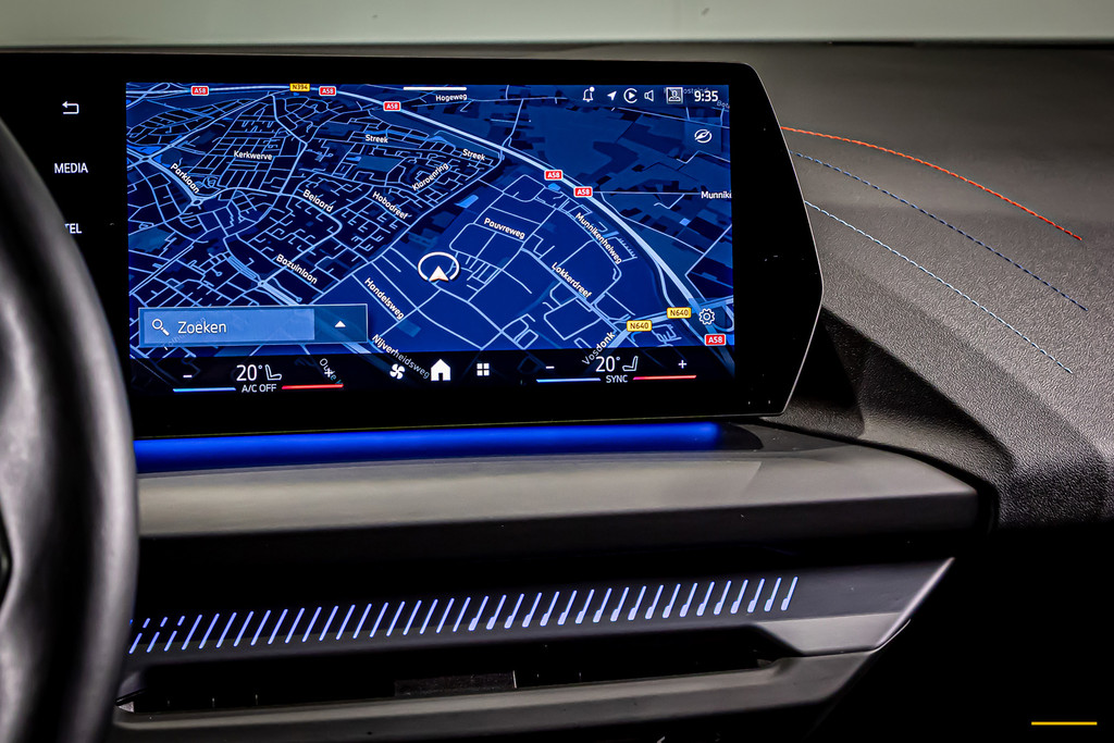 BMW 1 Serie 120 M-Sport Pro|Pano|HUD|H&K|Full options 54472268-34.jpg | Schalk Automotive