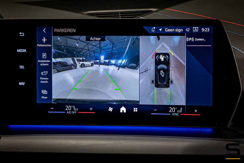 BMW 1 Serie 120 M-Sport Pro|Pano|HUD|H&K|Full options 54472268-6.jpg | Schalk Automotive