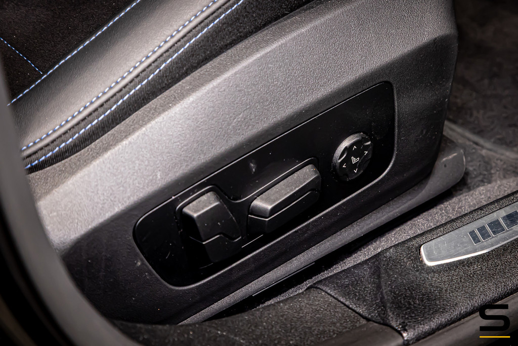 BMW 1 Serie 120 M-Sport Pro|Pano|HUD|H&K|Full options 54472268-8.jpg | Schalk Automotive
