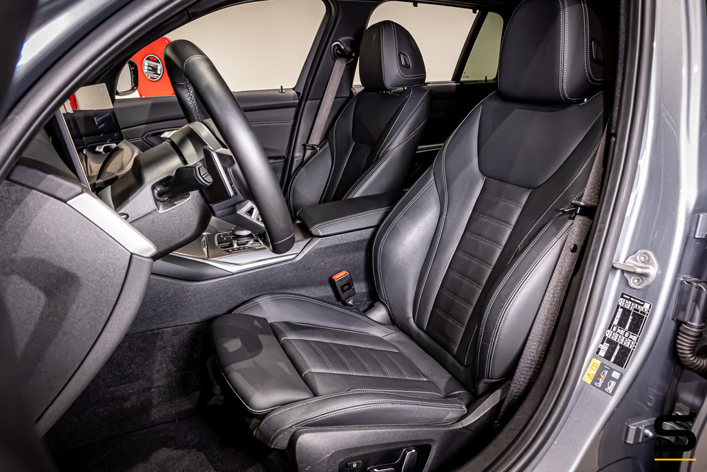 BMW 3 Serie Touring 330e xDrive|M-sport|Fiscaal aantrekkelijk 54927032-68.jpg | Schalk Automotive