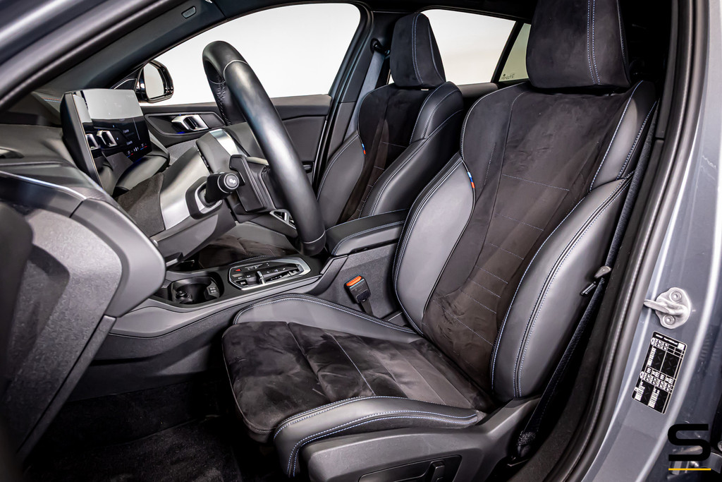 BMW 1 Serie 120 M Sport Pro|HUD|Comfort|Cam|Shadow Line|BTW 55970759-61.jpg | Schalk Automotive