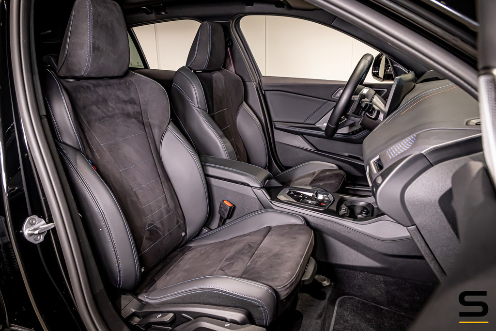 BMW 1 Serie 120 M Sport Pro|Pano|H&K|HUD|360°|ACC|Iconic|NEW 55971045-10.jpg | Schalk Automotive