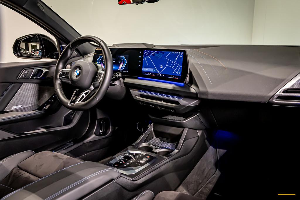 BMW 1 Serie 120 M Sport Pro|Pano|H&K|HUD|360°|ACC|Iconic|NEW 55971045-37.jpg | Schalk Automotive