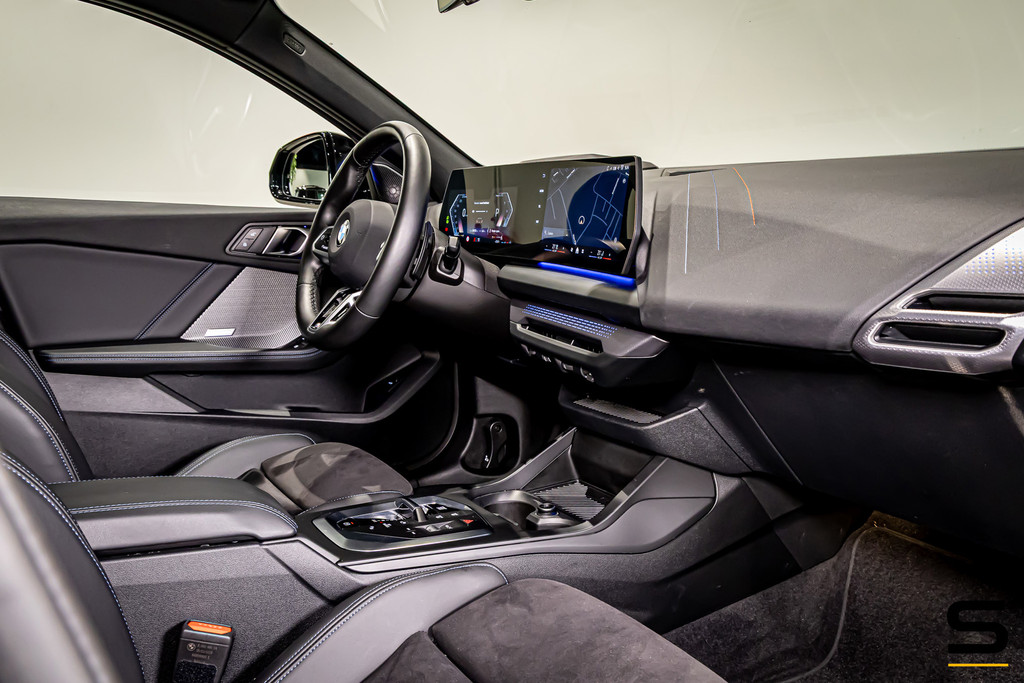 BMW 1 Serie 120 M Sport Pro|Pano|H&K|HUD|360°|ACC|Iconic|NEW 55971045-46.jpg | Schalk Automotive